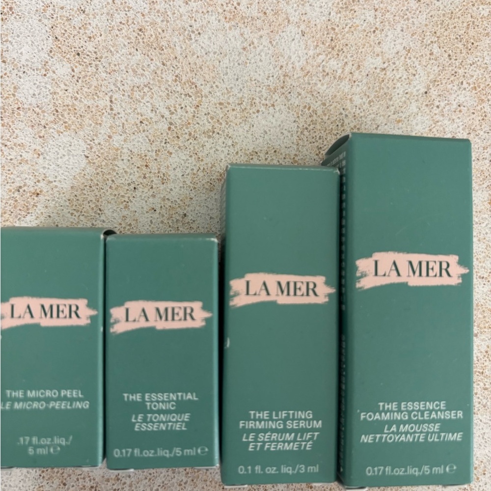 La Mer Skincare Collection in Elegant Green